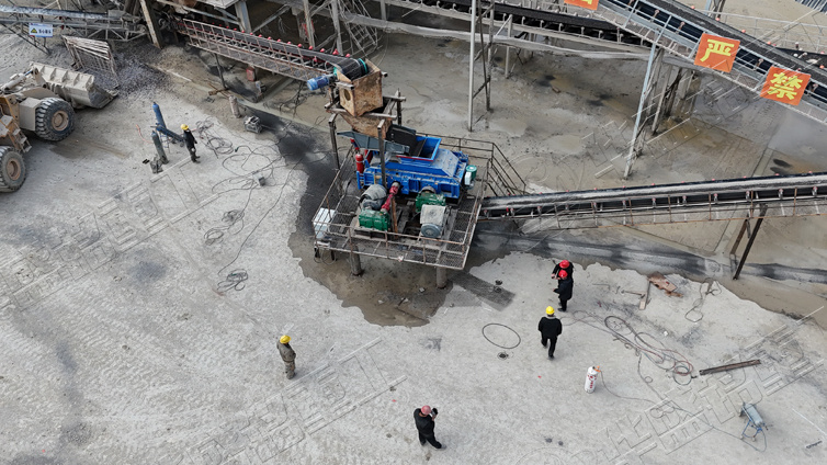 �Ĵ�üɽ1080Һ����(du��)݁�C(j��)����ʯ���a(ch��n)��